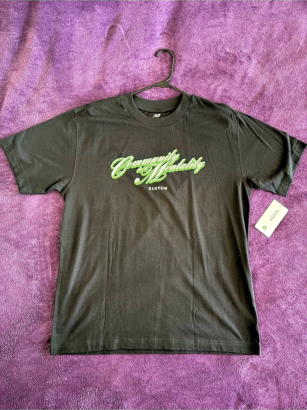 New Balance KLUTCH Graphic Tee in Black NWT